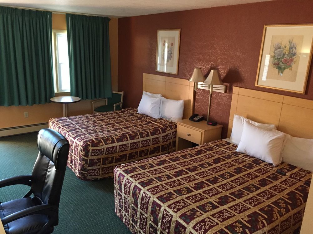 Quiet Corner Inn Бруклин Экстерьер фото